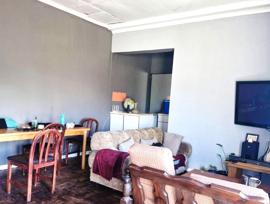 8 Bedroom Property for Sale in Goodwood Central Western Cape